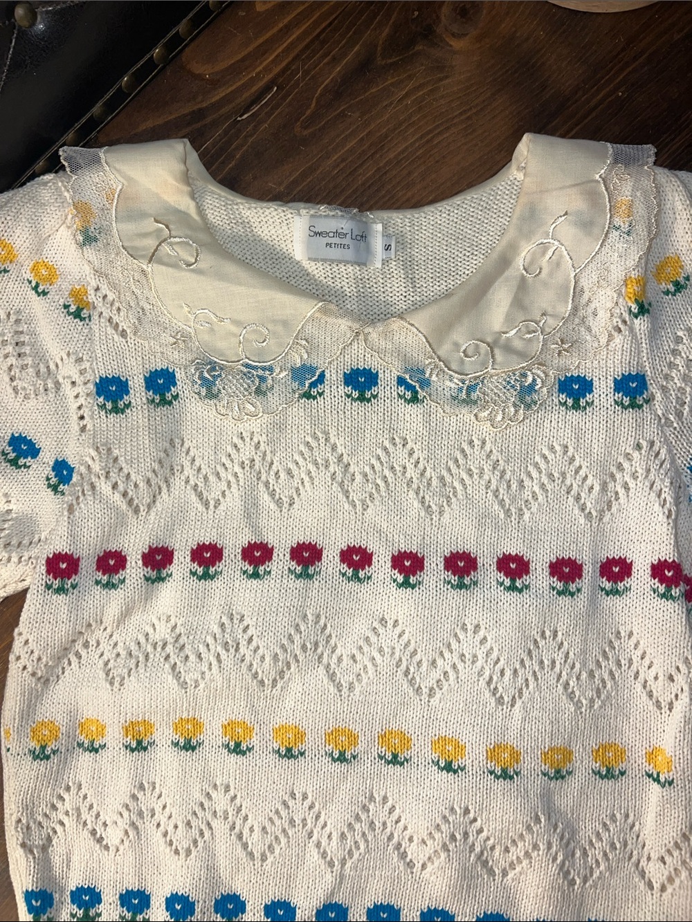 Vintage 80s/90s Sweater Loft Pointelle Sweater- zig zag & floral! SWEET! - Picture 3 of 11